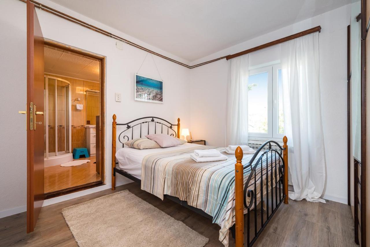 Vacation House Anna Karlobag Εξωτερικό φωτογραφία