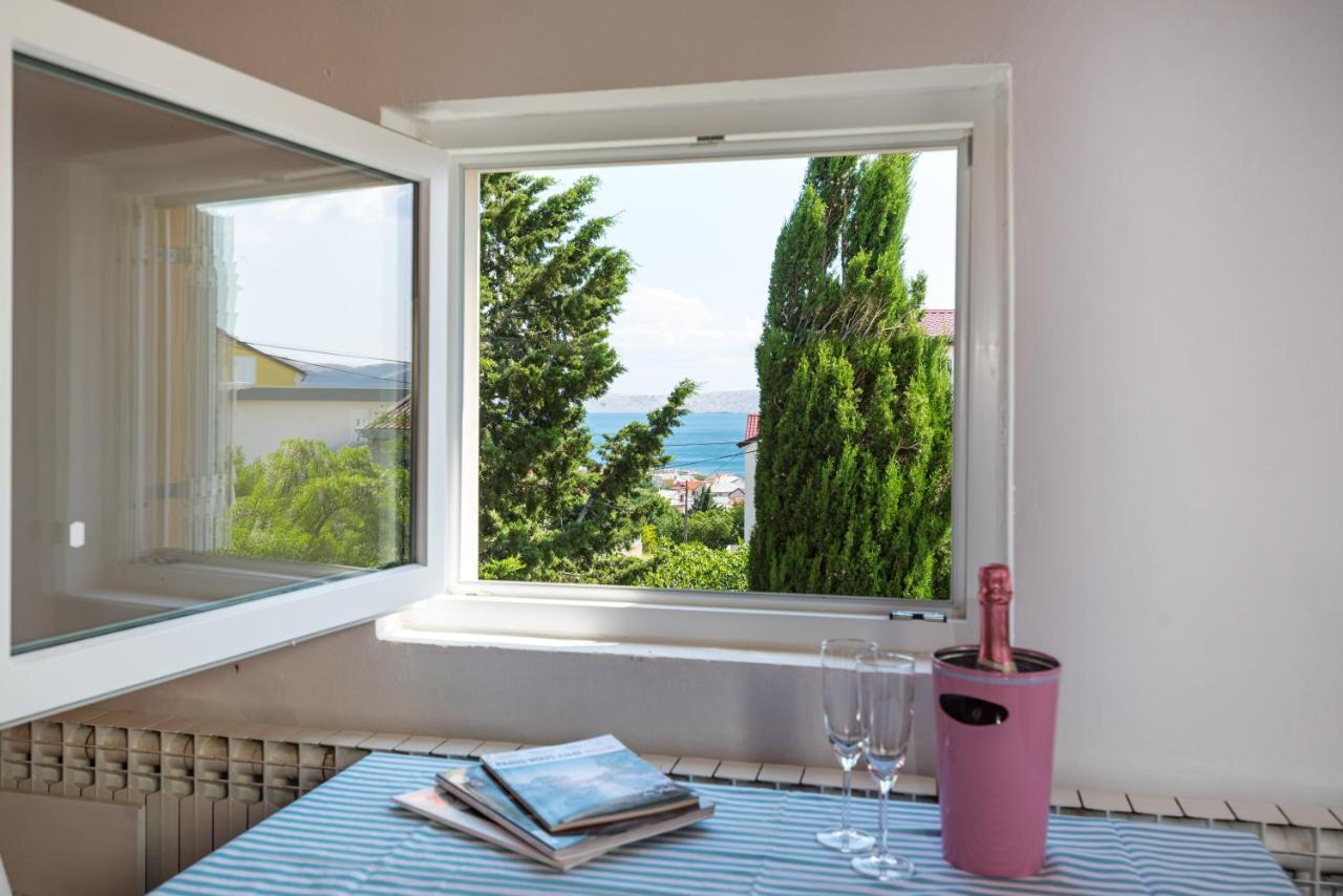 Vacation House Anna Karlobag Εξωτερικό φωτογραφία