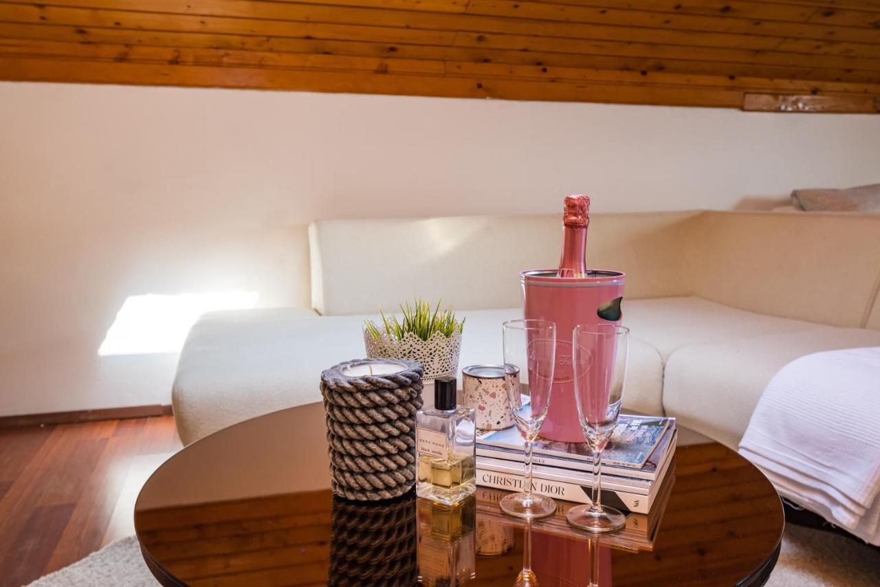 Vacation House Anna Karlobag Εξωτερικό φωτογραφία