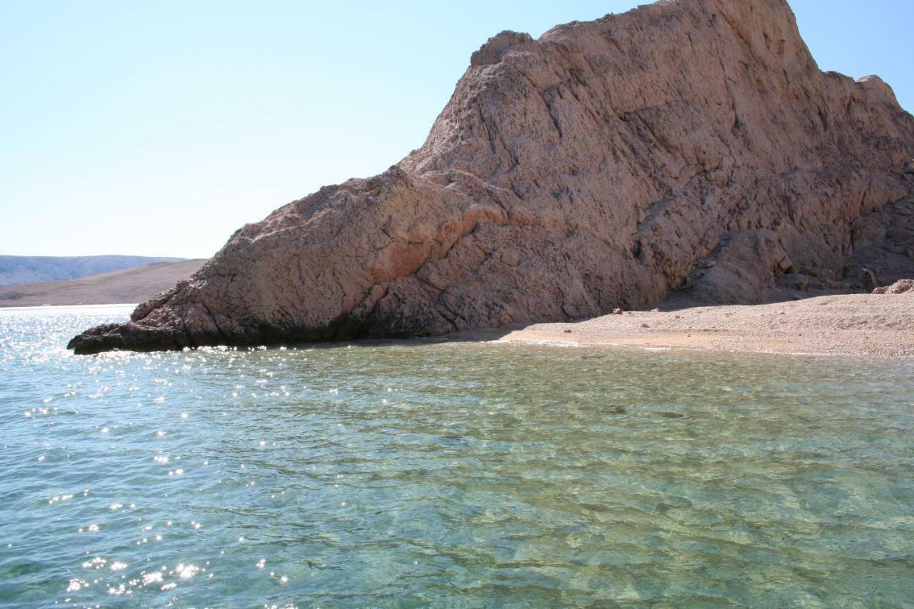 Vacation House Anna Karlobag Εξωτερικό φωτογραφία