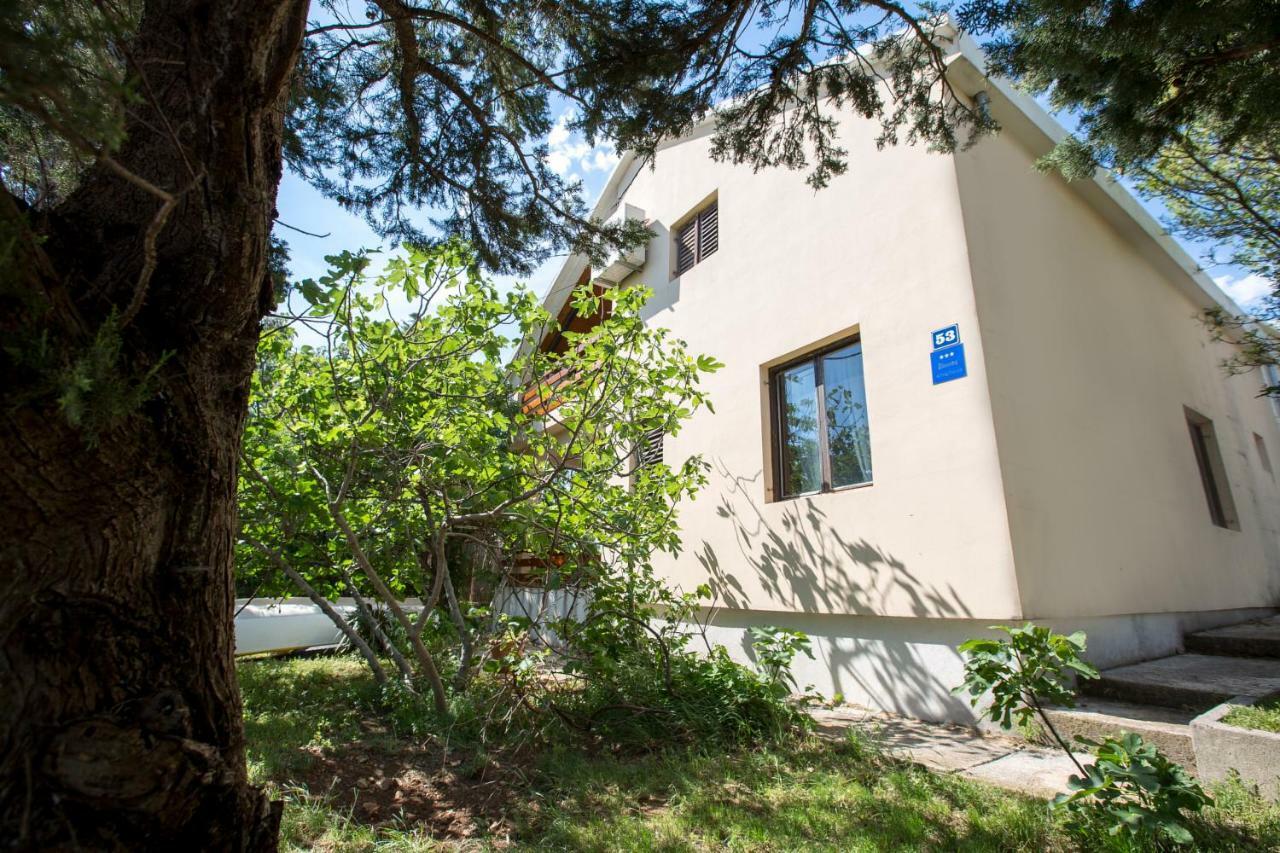 Vacation House Anna Karlobag Εξωτερικό φωτογραφία