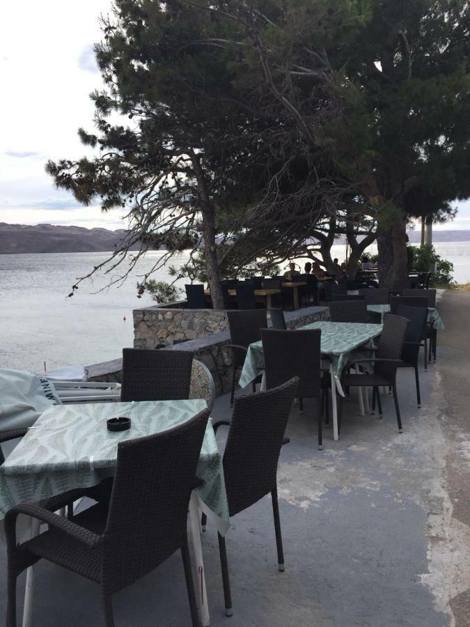 Vacation House Anna Karlobag Εξωτερικό φωτογραφία